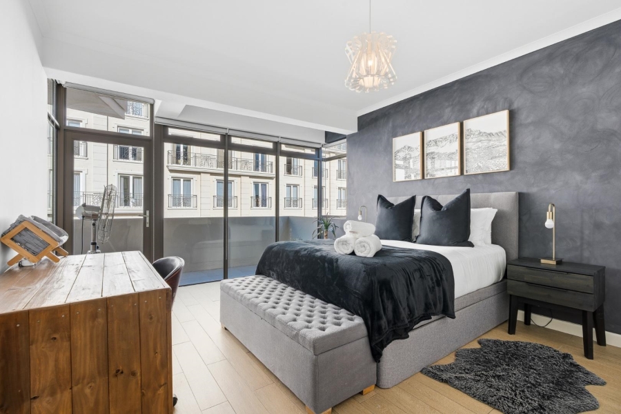 1 Bedroom Property for Sale in Green Point Western Cape